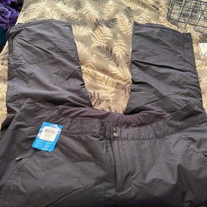 NWT Columbia Women's Modern Mountain 2.0 Pant, Black